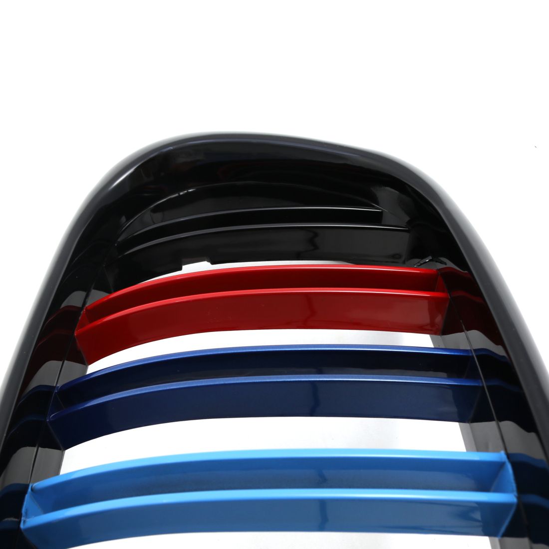 Решетки за BMW E39 (1995-2003) - двойни с три цвята - висококачествен продукт за автомобил