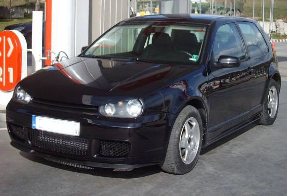 Предна броня за Golf 4 - R32 Дизайн с метални решетки - Jom - висококачествен продукт за автомобил