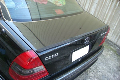 Лип спойлер за багажник за Mercedes W202 - висококачествен продукт за автомобил