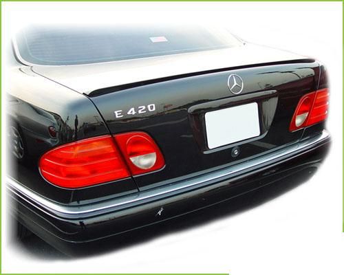 Лип спойлер за багажник за Mercedes W210 - висококачествен продукт за автомобил
