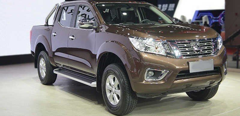 Степенки за Nissan Navara NP300 (2015+) - 4 doors - висококачествен продукт за автомобил