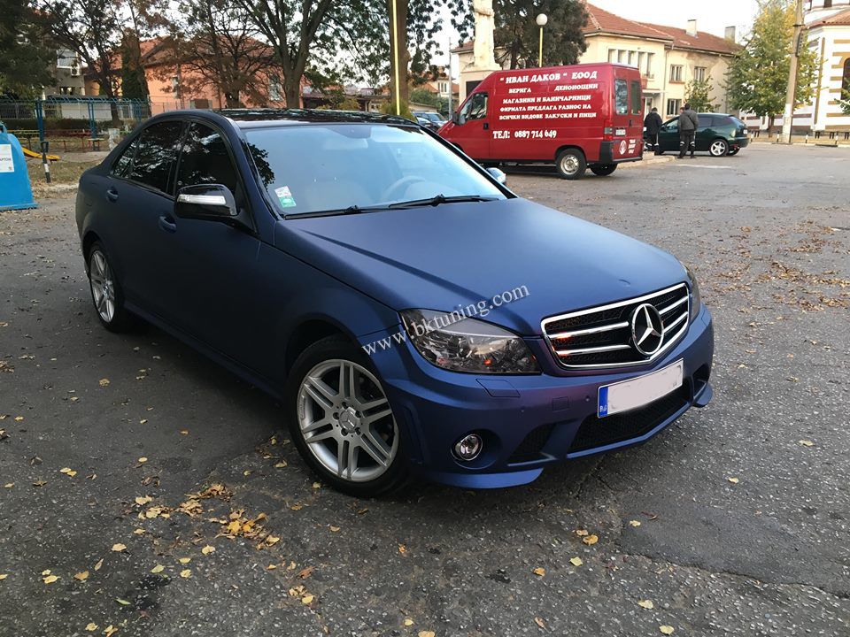 Предна броня за Mercedes C-Class W204 (2007-2011) sedan / combi - AMG look - без халогени и без отвори за парктроник - висококачествен продукт за автомобил