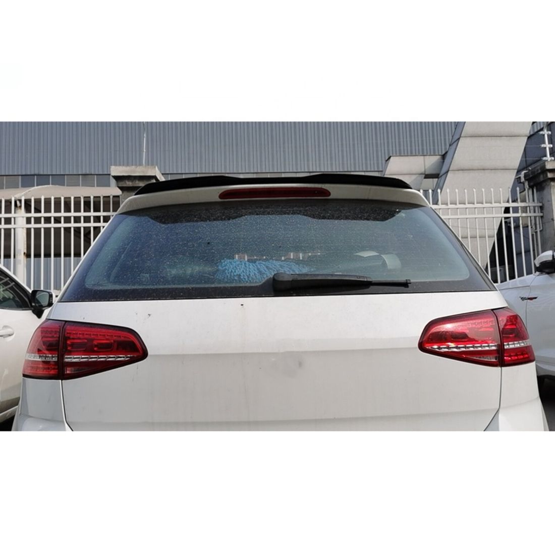 Спойлер антикрило за Volkswagen Golf 6 / Golf 7 - черен гланц - висококачествен продукт за автомобил