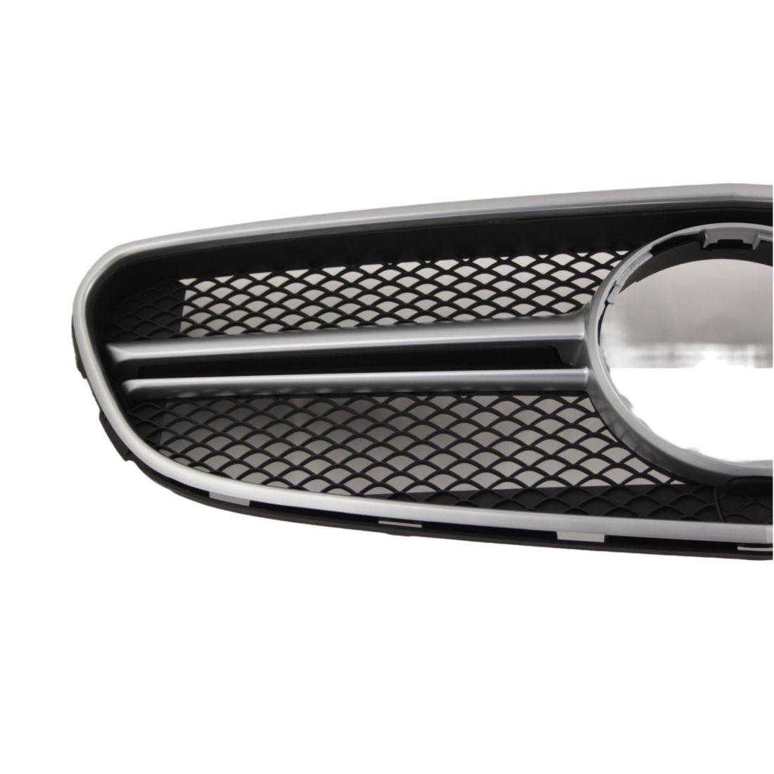 Решетка Mercedes W212 E-Class Facelift (2014+) - AMG черна с хром лайсни - висококачествен продукт за автомобил