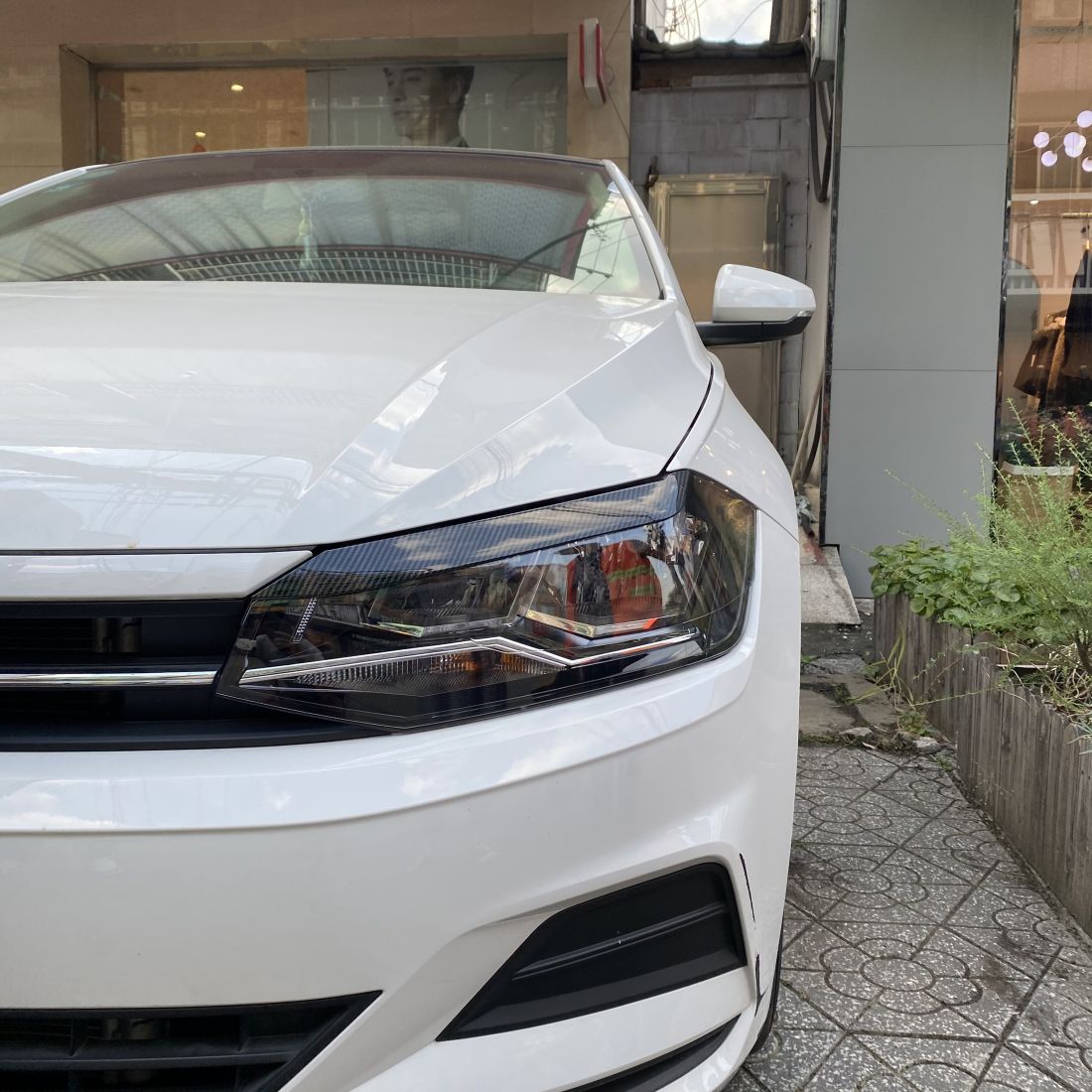 Вежди за фарове Volkswagen Polo (2019+) - черен гланц - висококачествен продукт за автомобил