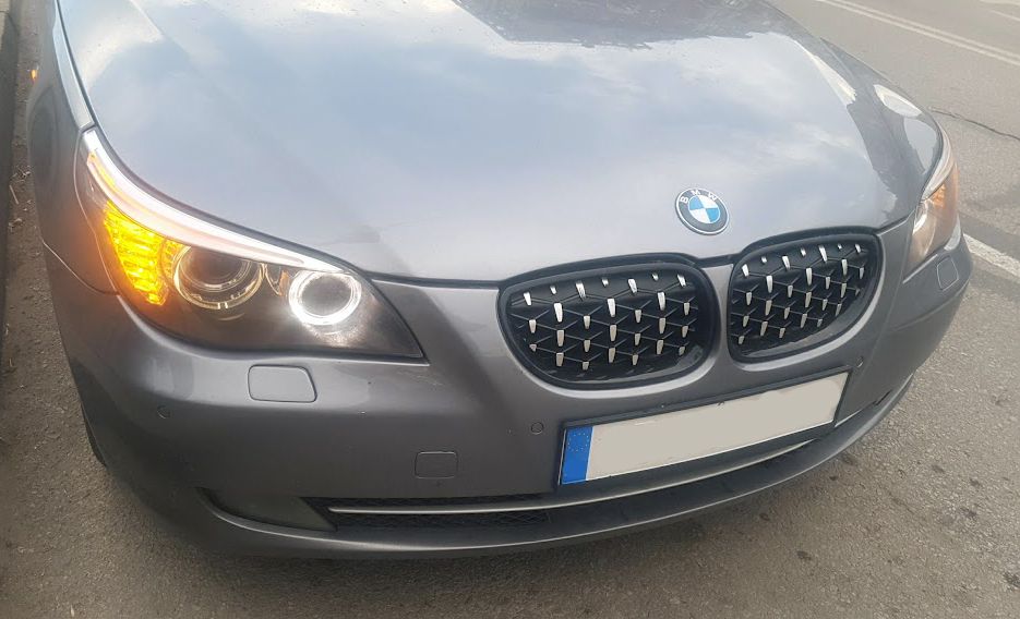 Решетки за  BMW E60 (2003-2010) - черни / хром  Diamond design - висококачествен продукт за автомобил