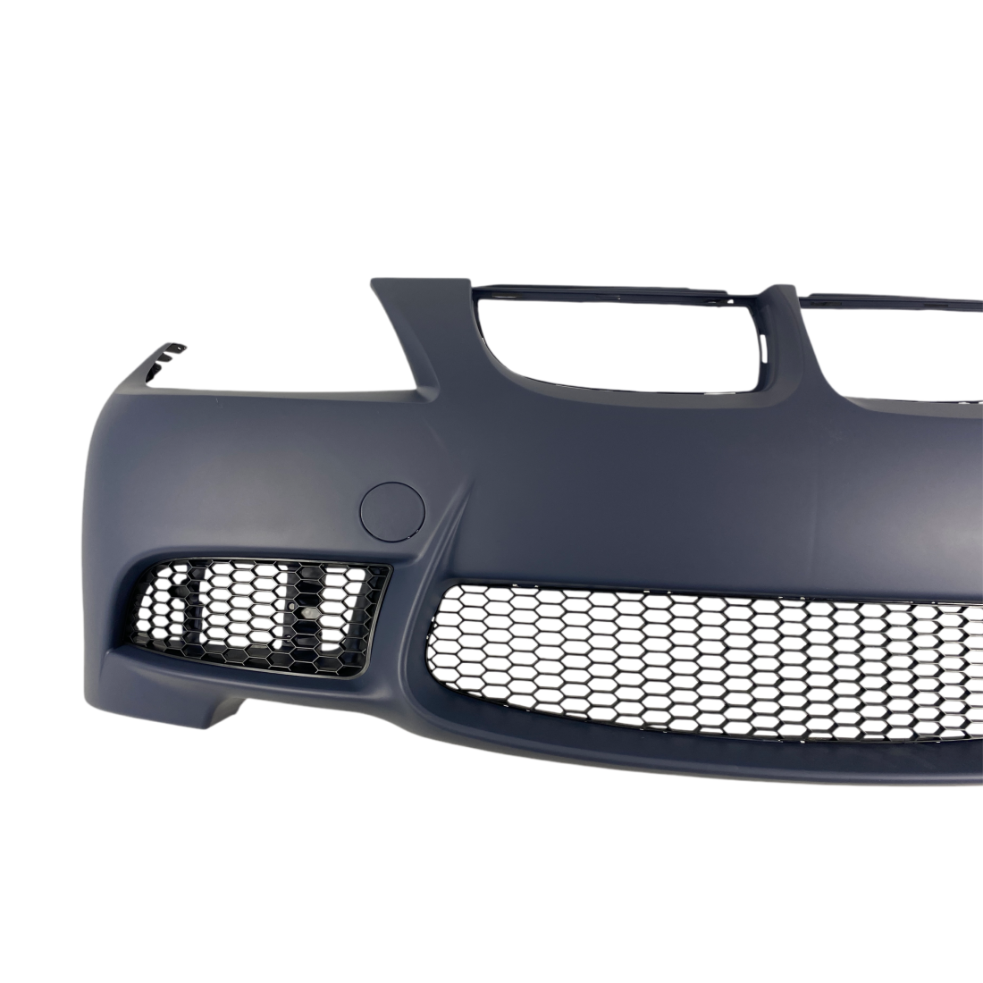 Предна броня за BMW E90 / E91 (2005-2008) - M3 дизайн без отвори за халогени, без отвори за пръскалки, с и без парктроник грундирана - висококачествен продукт за автомобил
