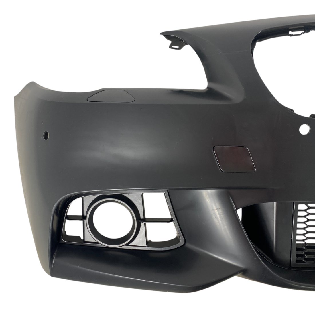 Предна броня за BMW F10 (2014+) - M-Tech Дизайн с отвори за парктроник - висококачествен продукт за автомобил