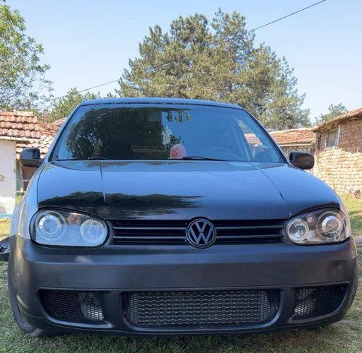 Предна броня за VW GOLF 4 - R32 дизайн - черна - висококачествен продукт за автомобил
