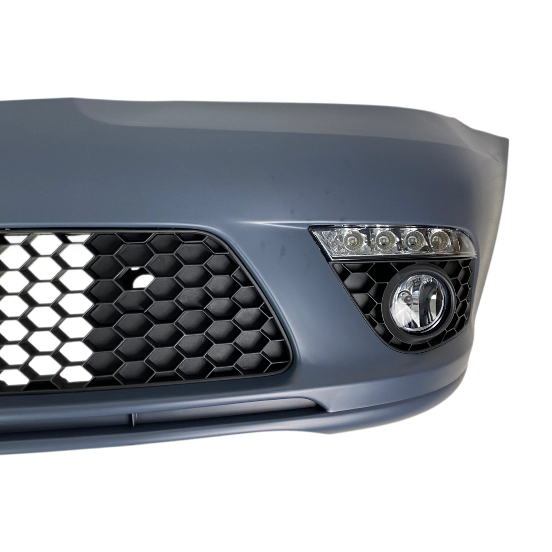 Предна броня за Skoda Octavia 2 (2009-2013) facelift с дневни светлни и халогени - висококачествен продукт за автомобил