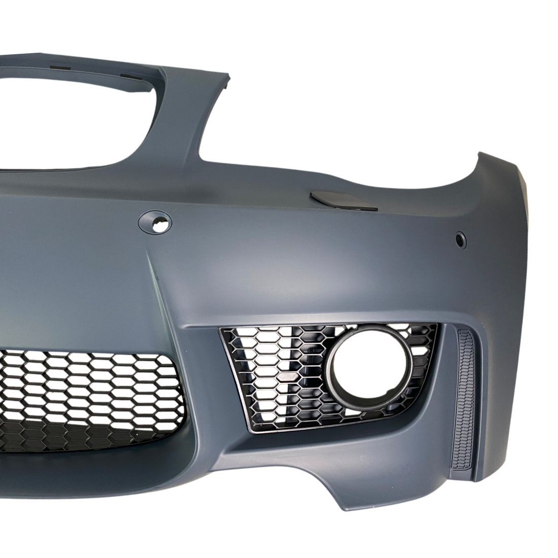 Предна броня за BMW E81 / E87 (2004-2011) - M1 look с отвори за халогени - висококачествен продукт за автомобил